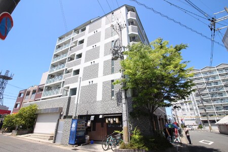 ＵＮＩＶＥＲ　ＣＩＴＹ丸光Ⅱ外観写真