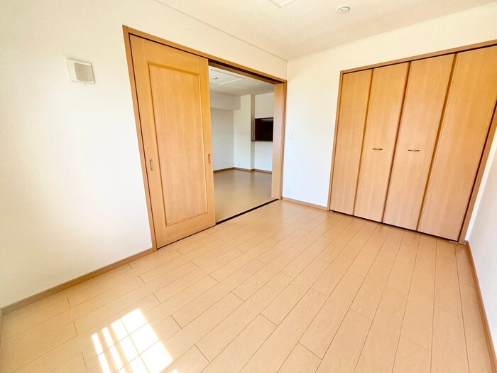 物件内観写真9　(居室)