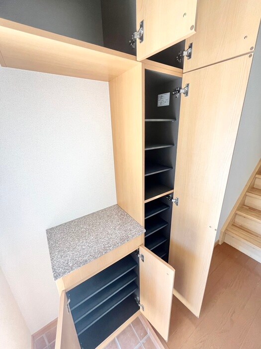 物件内観写真20　(靴箱)