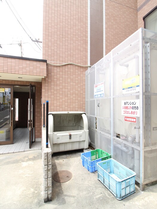 物件外観写真6　(建物設備)