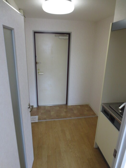 物件内観写真14　(廊下)