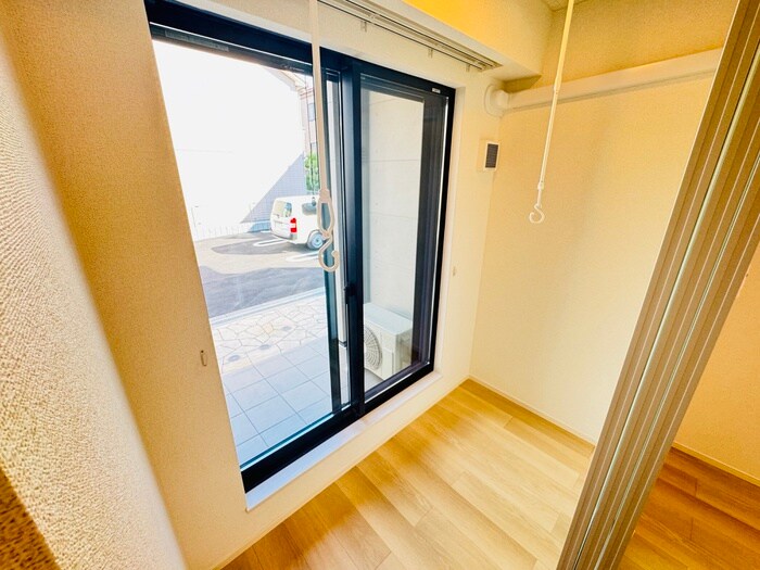 物件内観写真17　(居室)