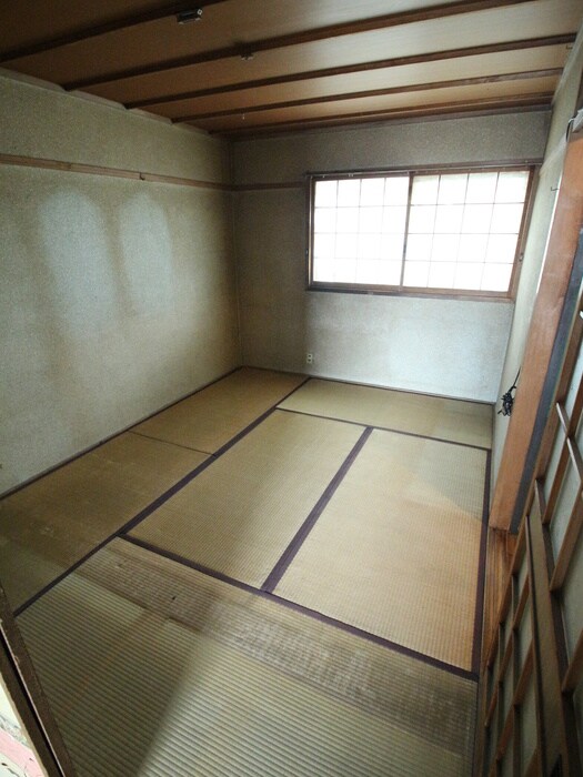 物件内観写真14　(居室)