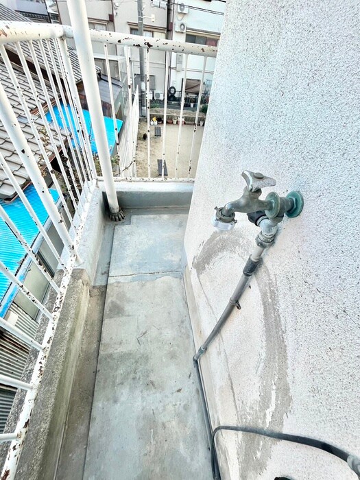 物件内観写真15　(洗濯機置場)