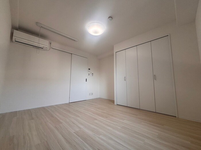 物件内観写真6　(居室)