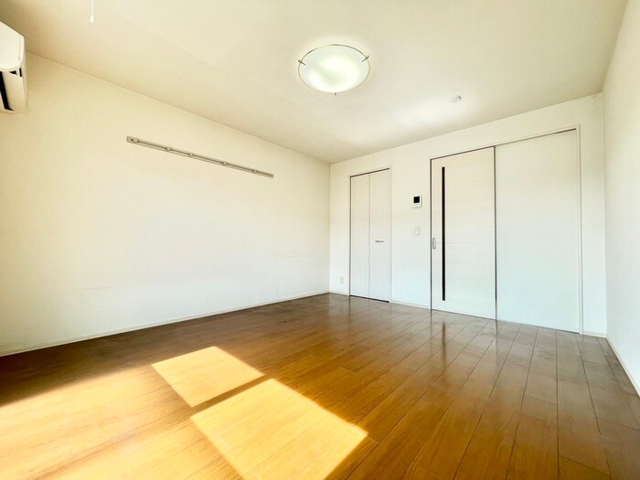 物件内観写真5　(居室)