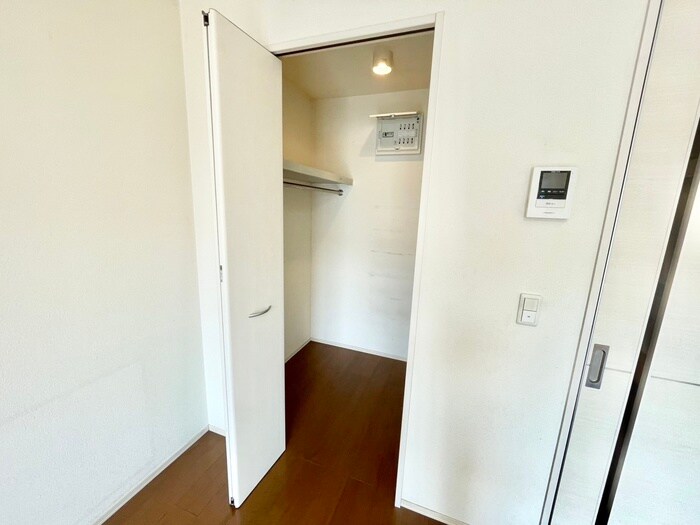 物件内観写真11　(収納)