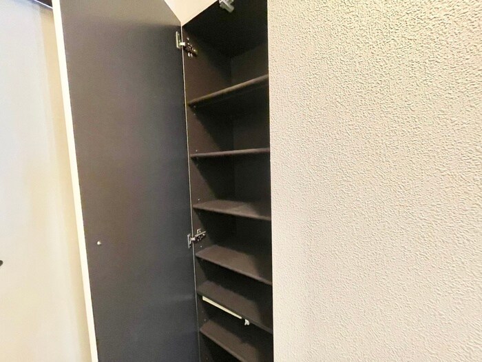 物件内観写真18　(靴箱)