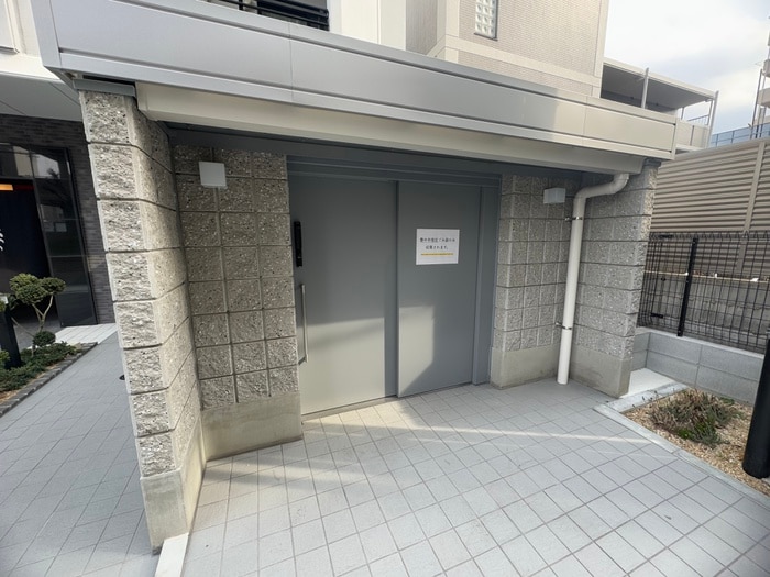 物件外観写真4　(建物設備)