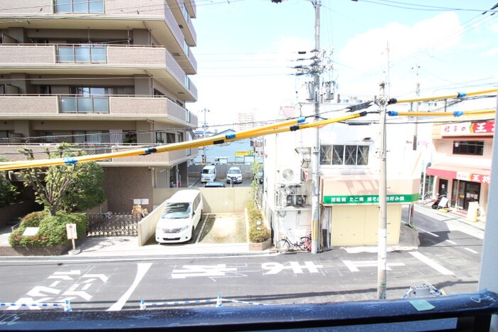 物件内観写真15　(室内からの展望)