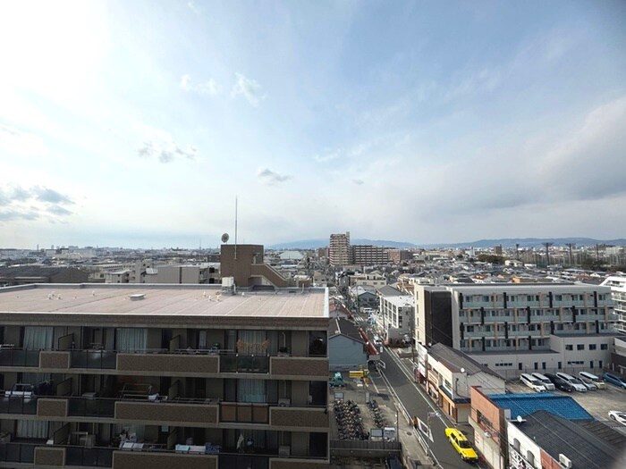 物件内観写真16　(室内からの展望)