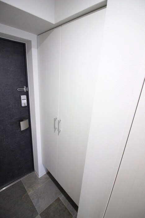 物件内観写真18　(靴箱)