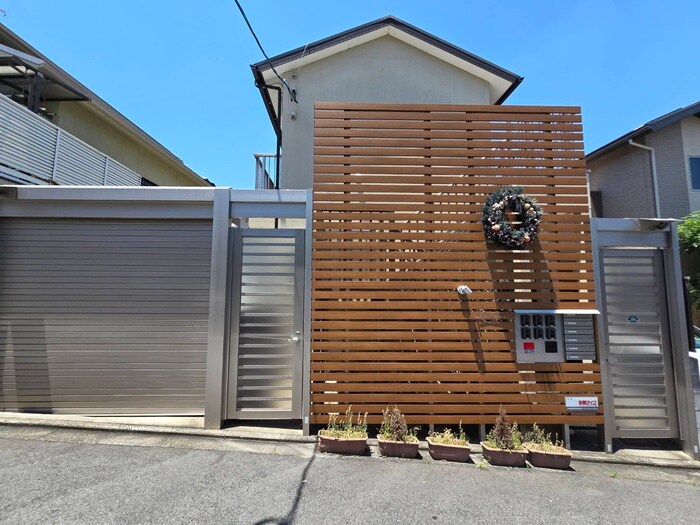 物件外観写真2　(外観写真)