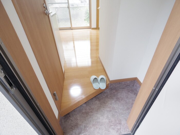 物件内観写真20　(玄関)