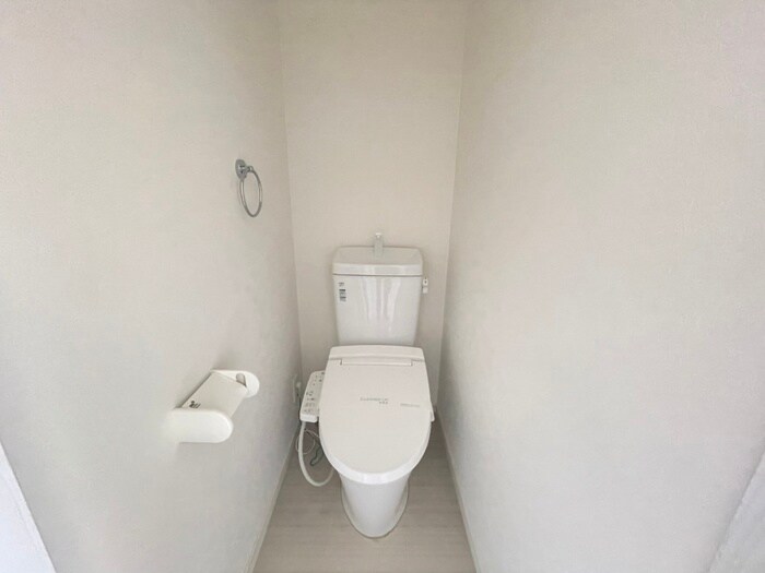 物件内観写真10　(トイレ)