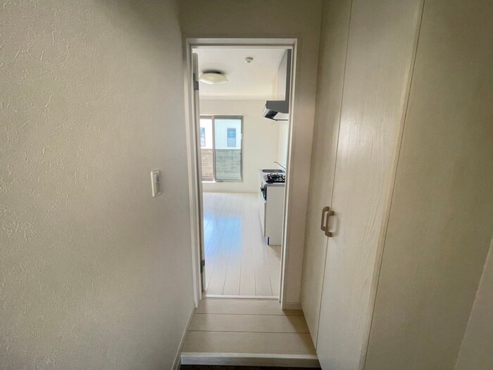 物件内観写真19　(廊下)