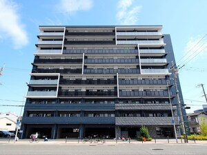 ﾌﾟﾚｻﾝｽ新大阪ｲｵﾘｱ(509)外観写真