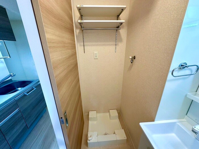 物件内観写真13　(洗濯機置場)