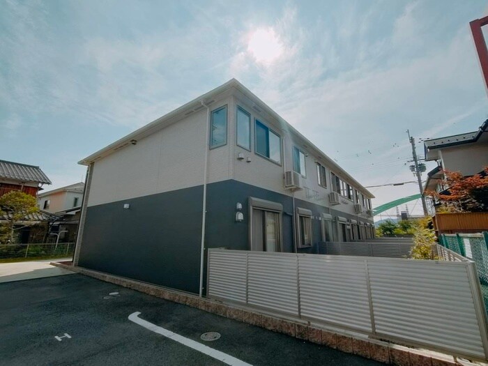 物件外観写真5　(外観写真)