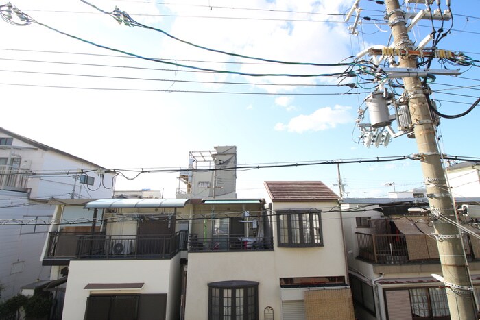 物件内観写真20　(室内からの展望)