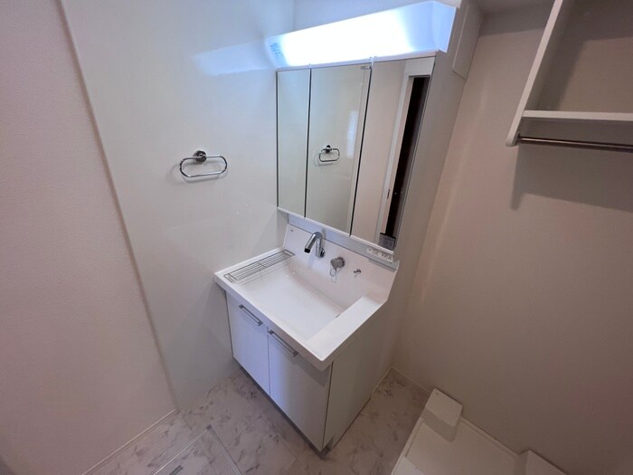 物件内観写真14　(洗面)