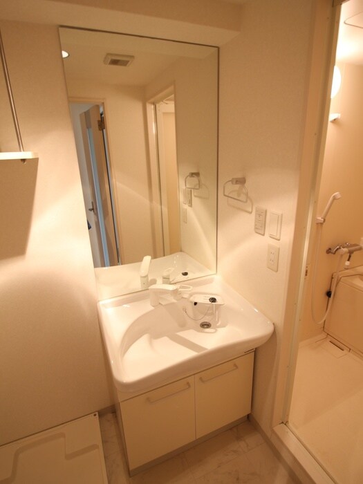 物件内観写真10　(洗面)