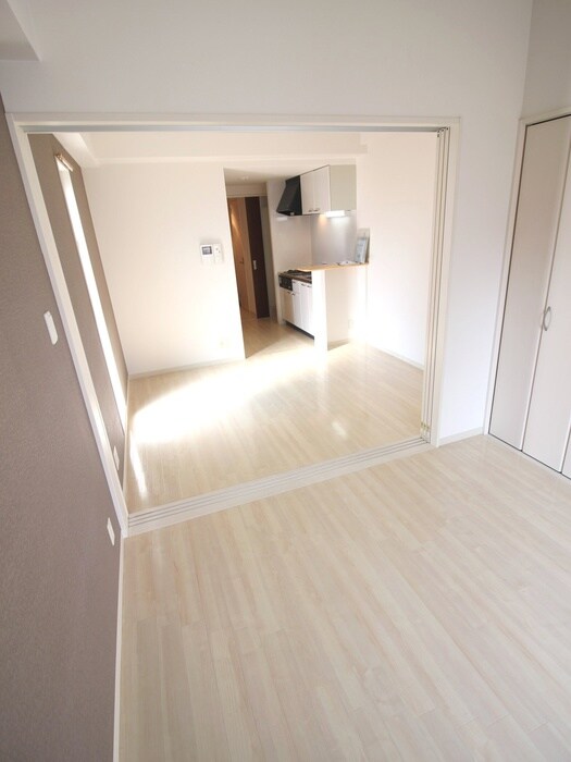 物件内観写真12　(居室)