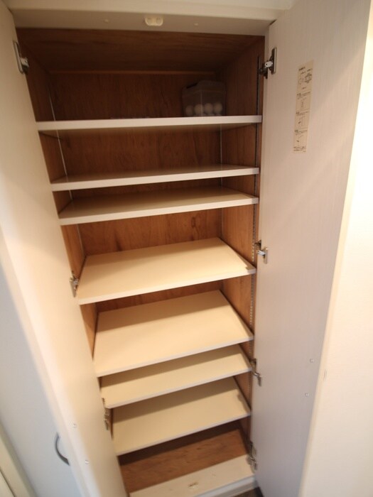 物件内観写真17　(収納)