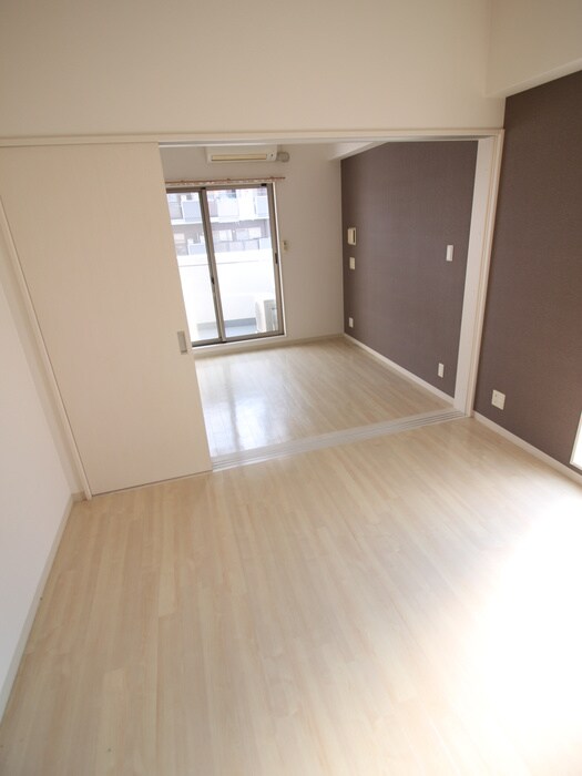 物件内観写真17　(居室)