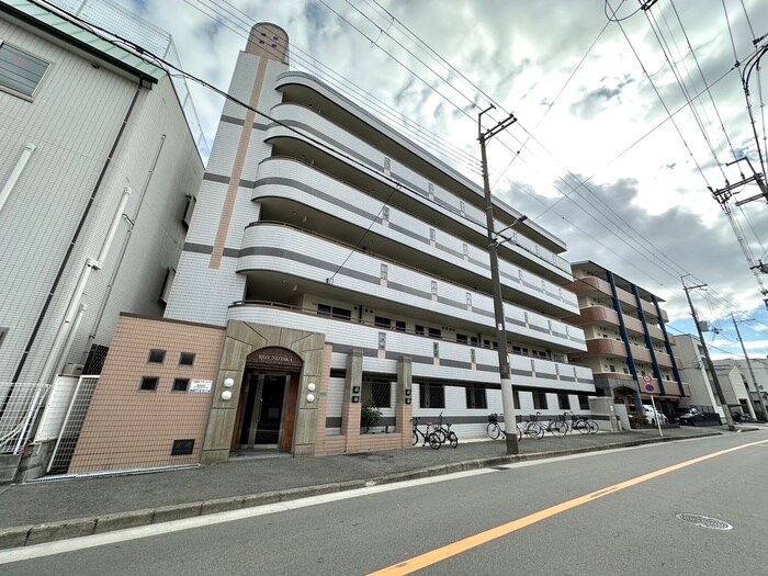 物件外観写真1　(外観写真)