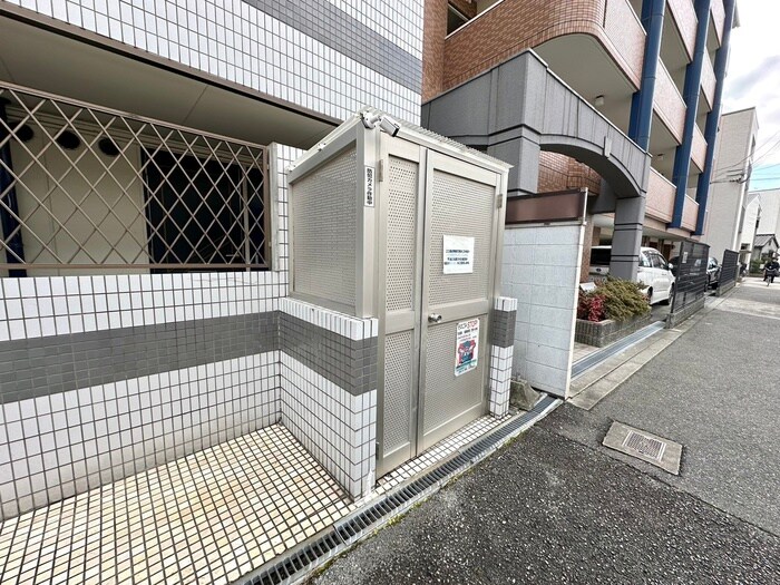 物件外観写真6　(建物設備)