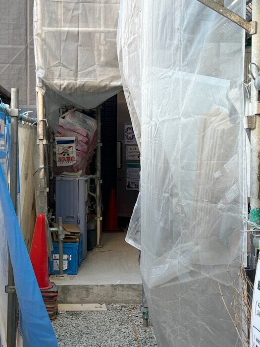 物件外観写真4　(建築中)