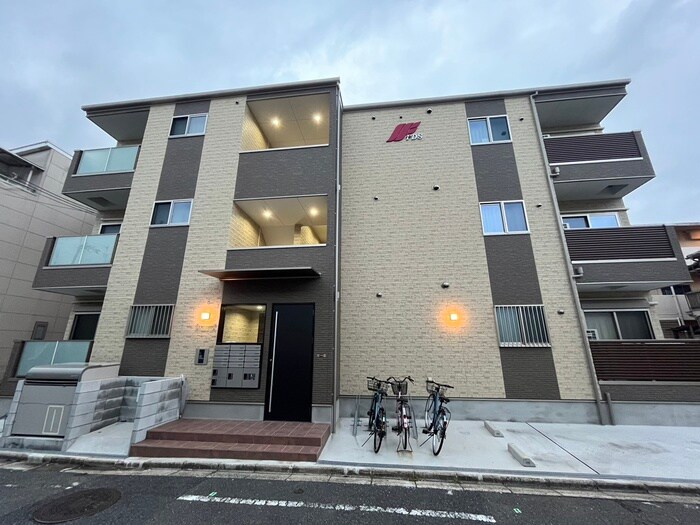 物件外観写真1　(外観写真)