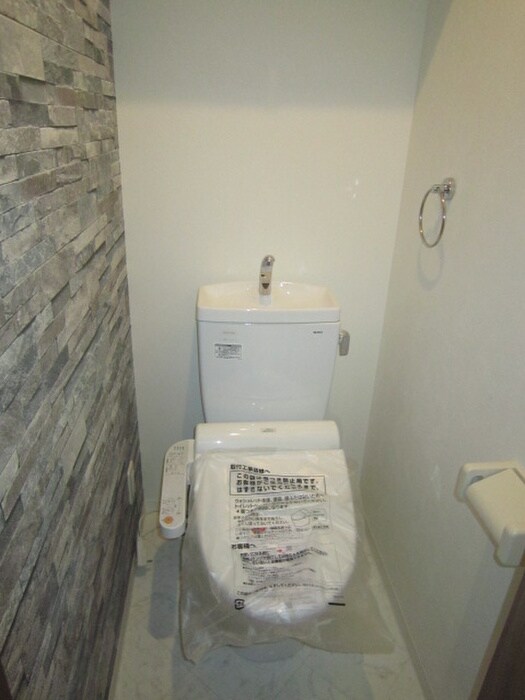 物件内観写真12　(トイレ)