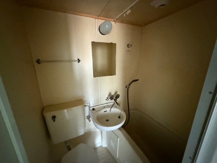 物件内観写真11　(洗面)