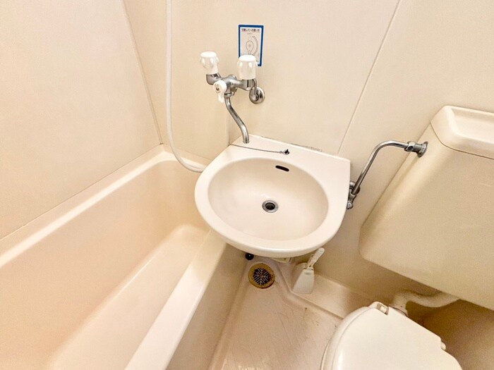 物件内観写真9　(洗面)