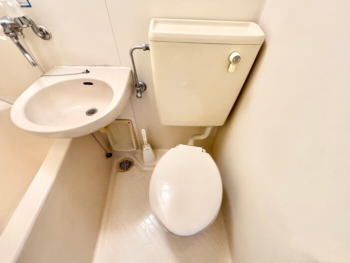 物件内観写真10　(トイレ)