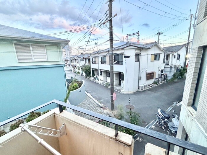 物件内観写真19　(室内からの展望)