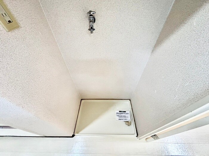物件内観写真20　(洗濯機置場)