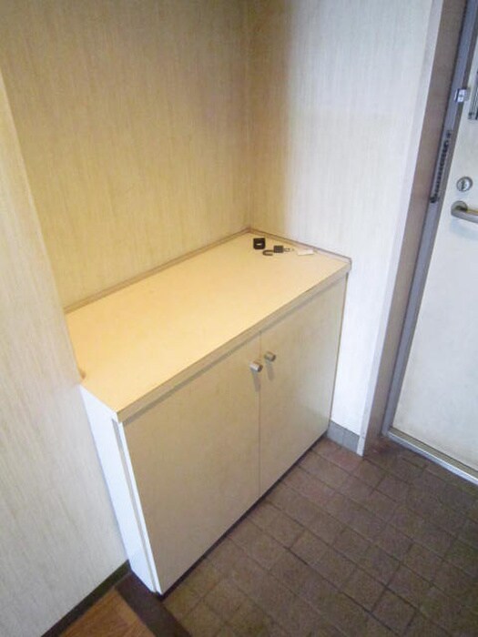 物件内観写真16　(靴箱)