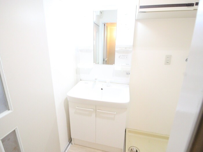 物件内観写真9　(洗面)