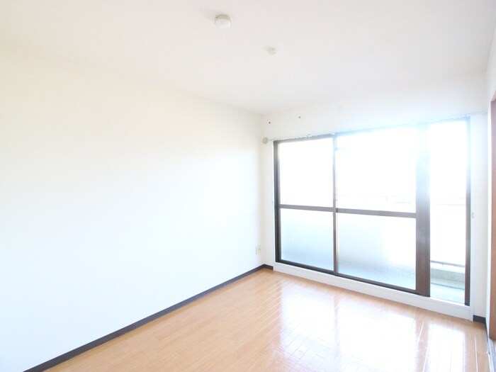 物件内観写真16　(居室)