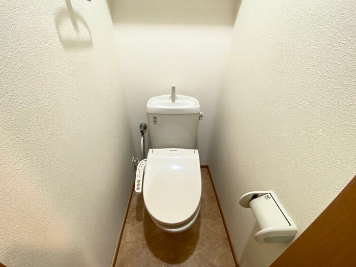 物件内観写真12　(トイレ)