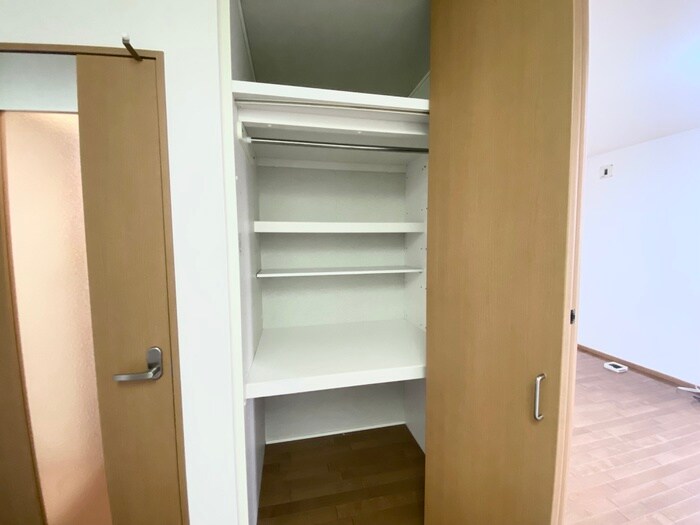 物件内観写真14　(収納)