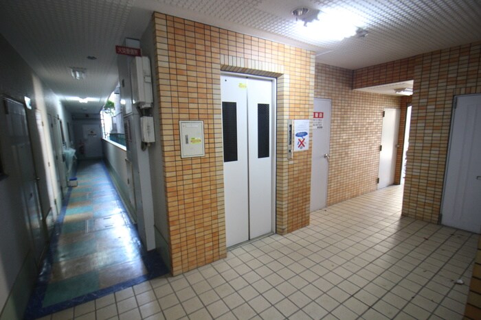 物件外観写真4　(建物設備)