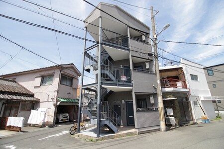 林ハイツ外観写真
