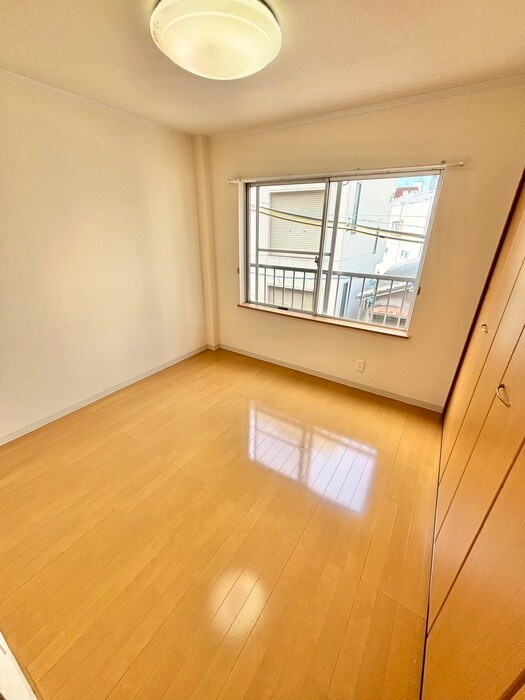 物件内観写真18　(居室)