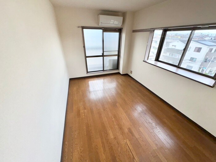 物件内観写真15　(居室)