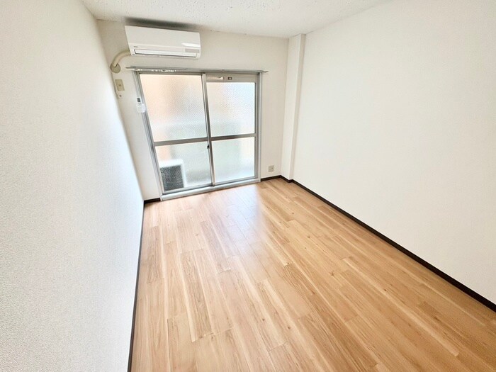 物件内観写真17　(居室)