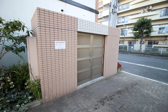 物件外観写真4　(建物設備)